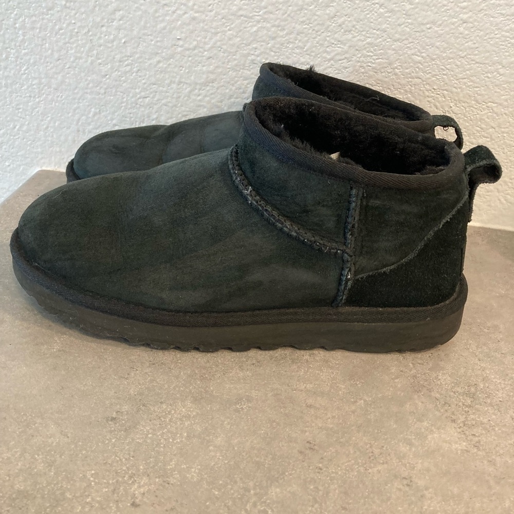 UGG Mini - image 4